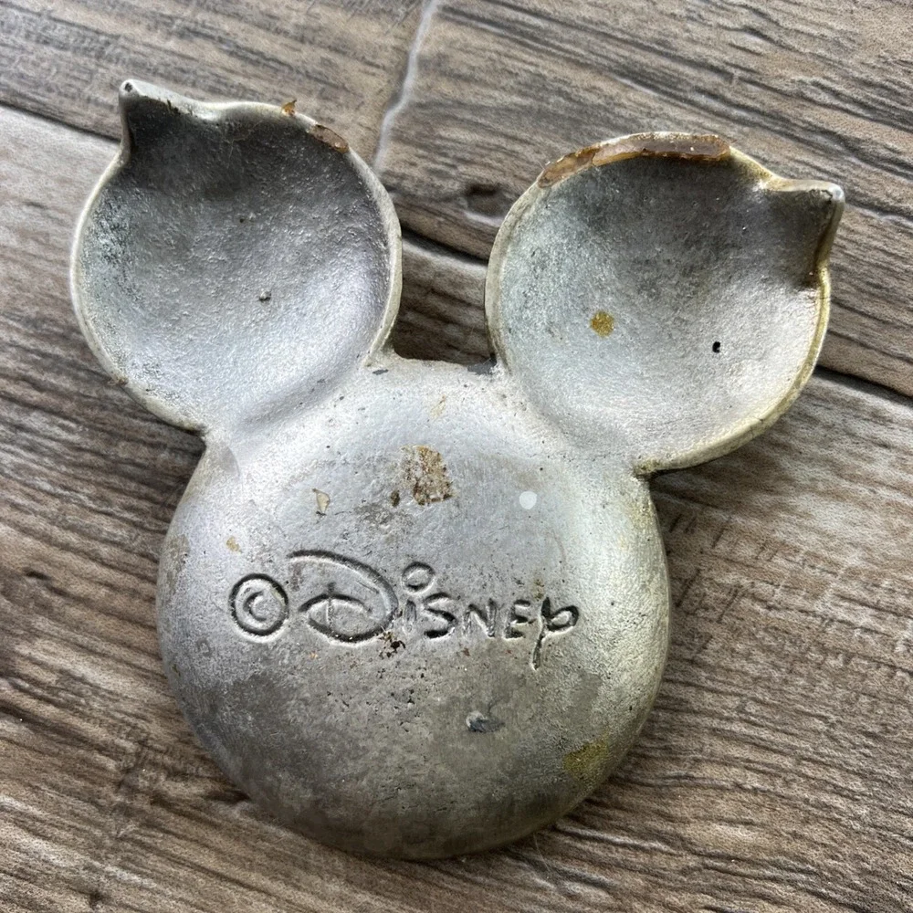 Disney Mickey Mouse Ring/Jewelry Holder -‎ Possibly Vintage